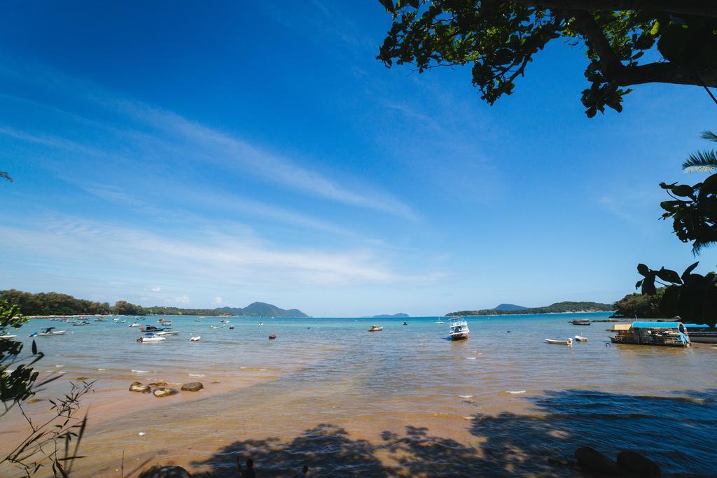 Rawai View Beachfront Exterior photo